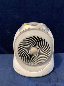 lot 34492 image: VORNADO TEMPA FAN HUMIDIFIER