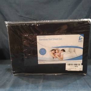 lot 56104 image: Hotel Sheets Direct 4 PCS King Sized Bamboo Bed Sheet Set Black