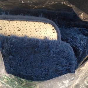 lot 56136 image: Large Blue No Slip Shag Rug