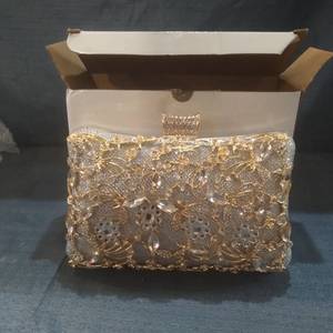 lot 56214 image: Tanpell Womans Crystal Evening Clutch