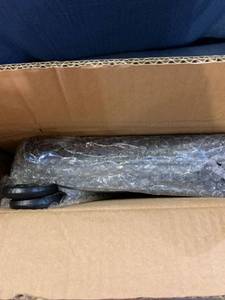 lot 56251 image: Home Master 12 Inch Hanging Plants Brackets Black Set Of 4