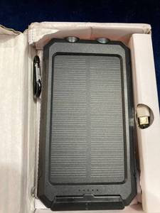 lot 56281 image: WIRELESS PHONE CHARGER POWER BANK