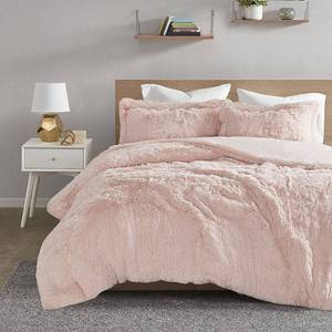 lot 2373 image: Intelligent Design Malea 3 Pieces FullQueen Shaggy Faux Fur Duvet Cover Set