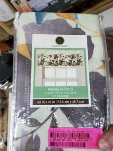 lot 3954 image: Greige Florals Window Valence 60 x 18in