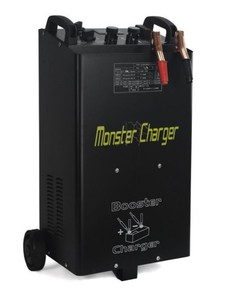 lot 3930 image: Stark 55 Amp Monster Charger - Retail $299.99