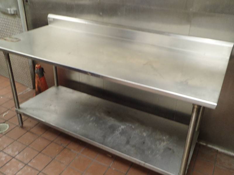 lot 2080 image: Fully Stainless 72x30 Work Table