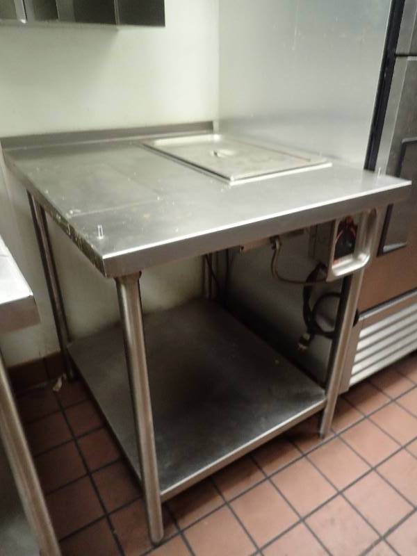 lot 2109 image: 30x34 Fully Stainless Single Well Food Warmer