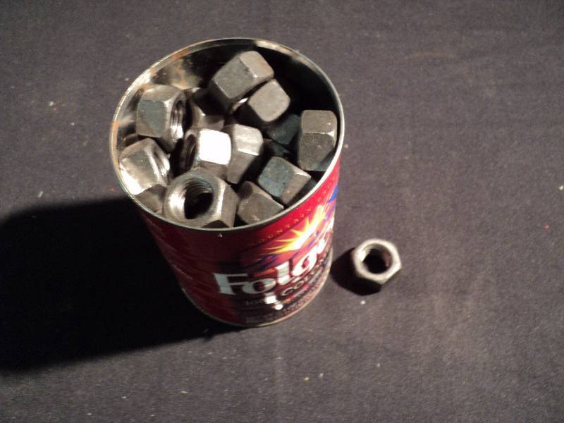 lot 5077 image: 6 lbs. hex nuts, 58 ID 1-18 OD