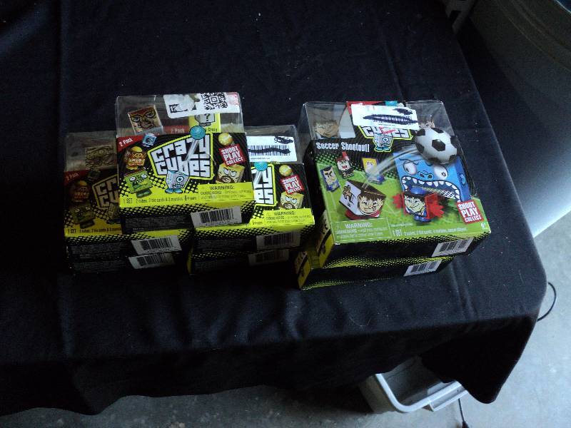 lot 5093 image: (7) packages Crazy Cubes (2) Soccer shootout, (5) cube expansion packs