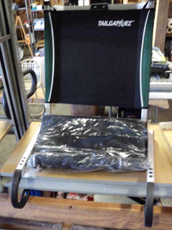 lot 5102 image: (2) ct. lot Tailgatorz Tail Gate Seat, works with all pick-up trucks (Color may vary from picture)