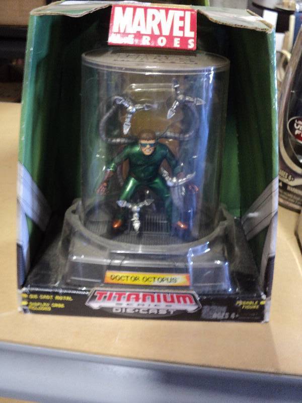 lot 5115 image: Titanium Series Die Cast Figurine Doctor Octopus