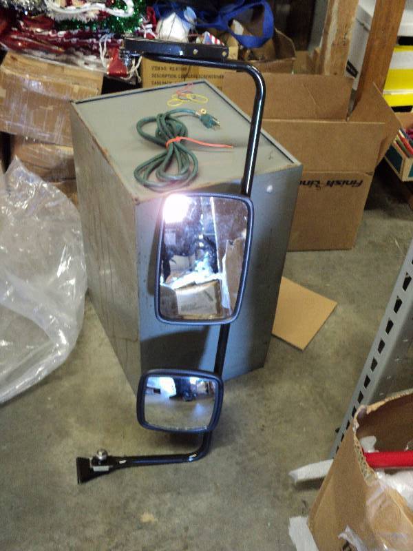 lot 5144 image: Passenger Side Mirror set-up for cab-over truck, 36 tall mounts 35-12 on center