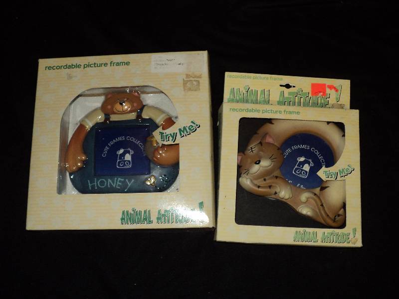 lot 5157 image: (2) ct. lot Animal Attitude record-able Picture Frames, Bear and Cat