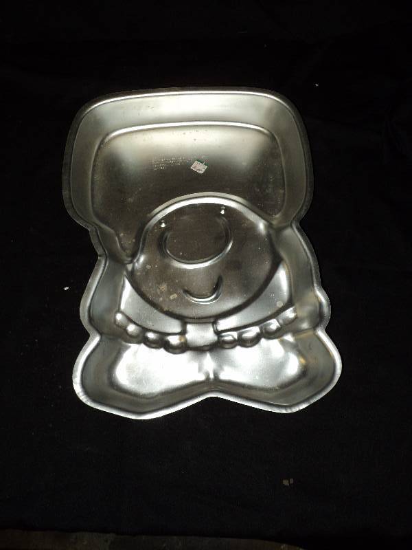 lot 5169 image: Ziggy Cake Pan Wilton