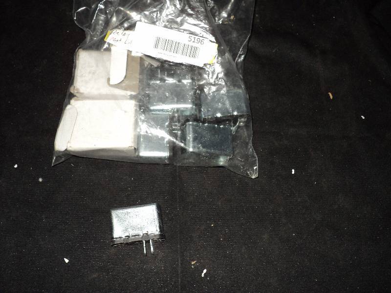 lot 5196 image: (7) ct. lot relay PAM-3703-A-0051 Part Life