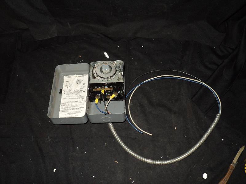 lot 5197 image: Paragon Model 8045-00 D-Frost-O-Matic Time Control-used