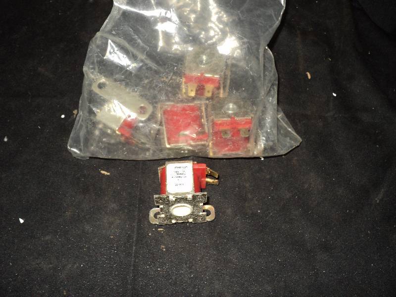 lot 5198 image: (5) ct. lot Invensys Solenoid 120V 35W 5060 Hz K-53055-24 281H10