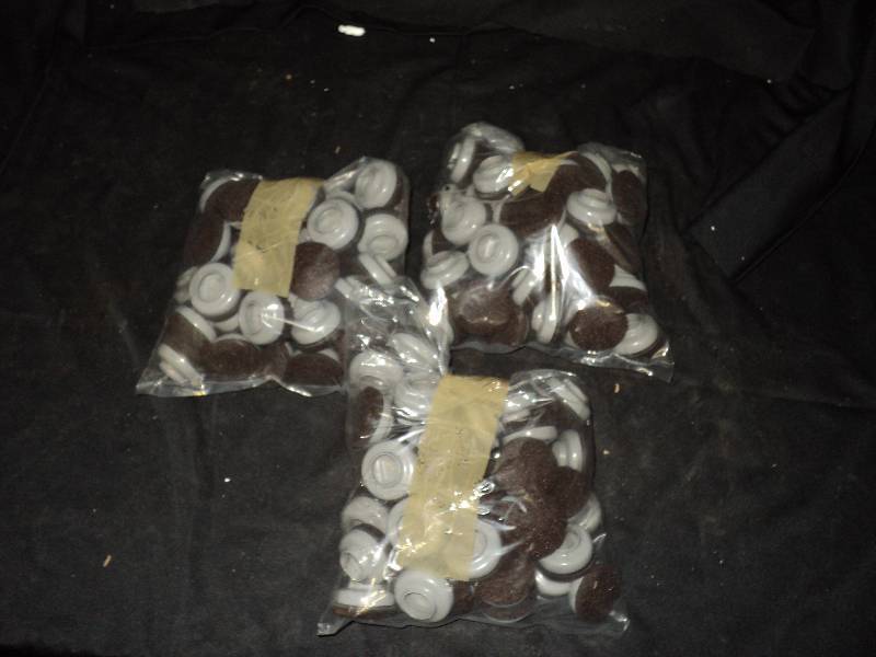 lot 5220 image: (144) ct. lot Floor Savers slip-on furniture feet covers