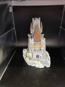 lot 1954 image: Dragon Keep castle