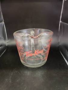 lot 1958 image: 4 cup fire king measuring cup