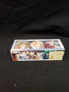 lot 1991 image: Winnie the Pooh scented candle set