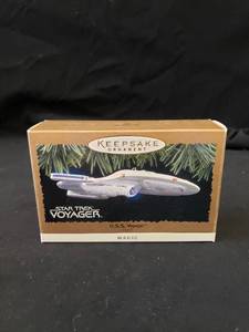 lot 2034 image: Star Trek USS Voyager Hallmark ornament