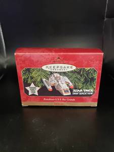 lot 2044 image: Star Trek USS Rio Grande Hallmark ornament