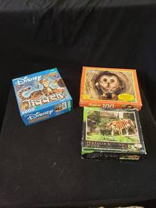 lot 2140 image: lot of puzzles