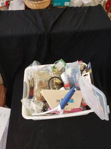 lot 2170 image: junk drawer tote of stuff