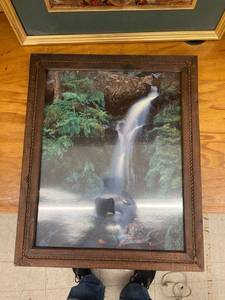 lot 4932 image: waterfall picture in cool frame