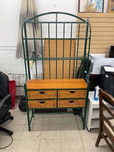 lot 4962 image: green bakers rack