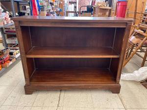 lot 4965 image: book shelf