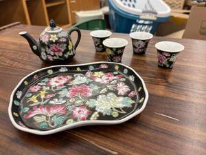 lot 4982 image: mini tea set