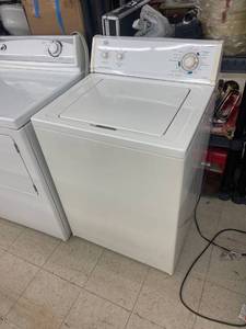 lot 8001 image: roper washing machine works good