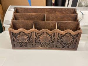 lot 8010 image: desk organizer