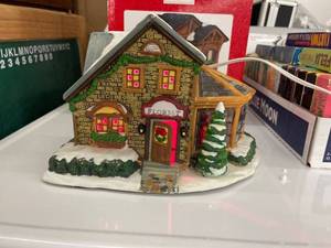 lot 8014 image: Santa��s workshop
