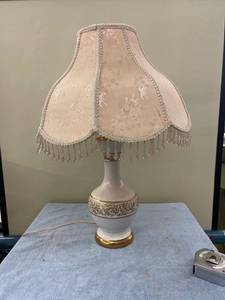 lot 8017 image: vintage lamp