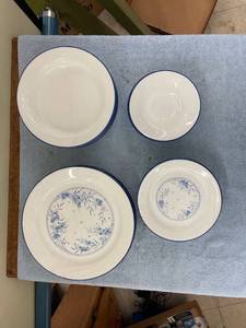 lot 8069 image: corelle by Corning