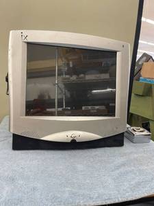 lot 8093 image: all in 1 computer. no power cord so untested