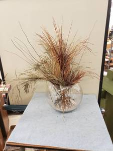 lot 8144 image: huge fish bowl vase