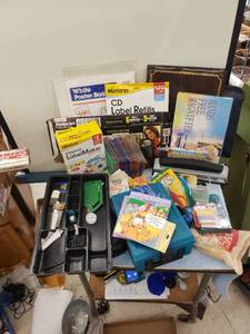 lot 8150 image: lot of office suppliesstationary