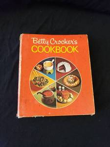 lot 1927 image: Betty Crocker cookbook