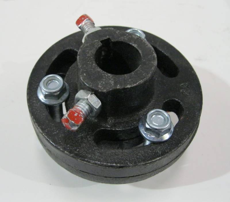 lot 2179 image: Overhead Door Torsion Shaft Coupler 1