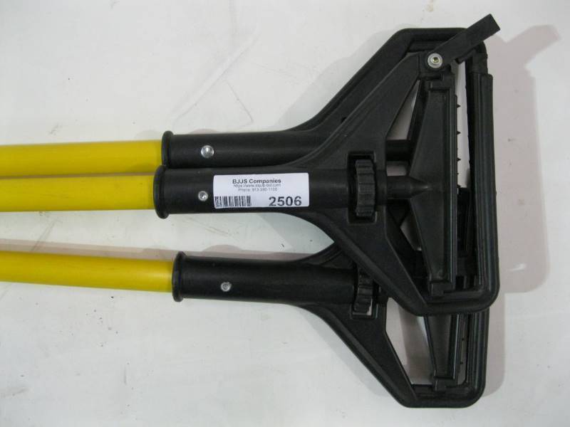 lot 2506 image: Mop Handles Set of 3
