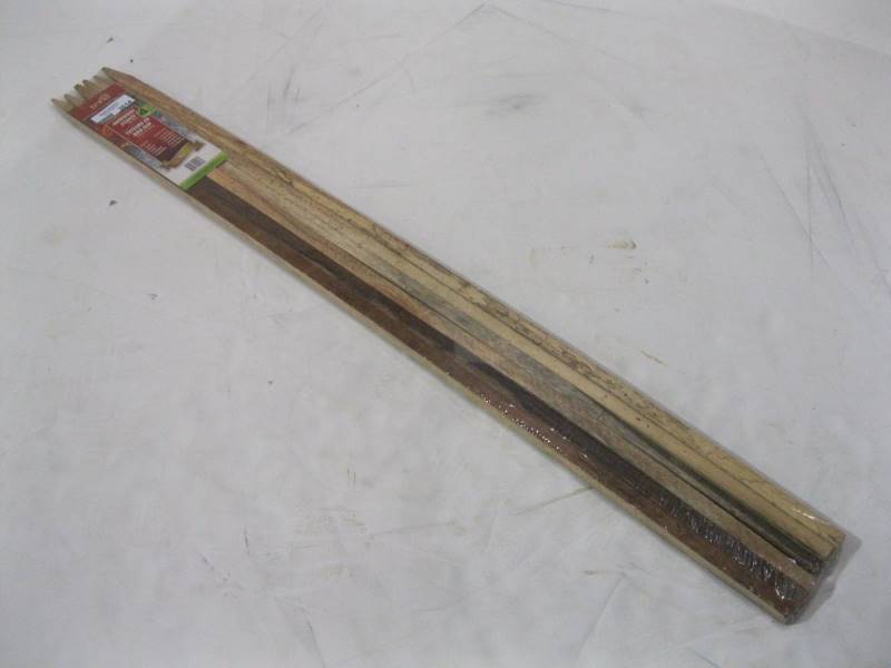lot 2614 image: Hardwood Garden Stakes 4 Pack of 6