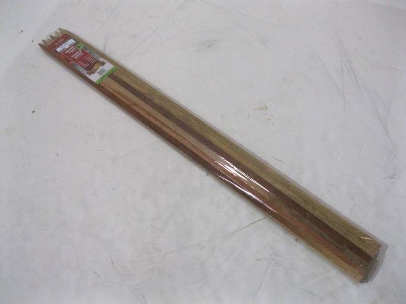 lot 2615 image: Hardwood Garden Stakes 4 Pack of 6