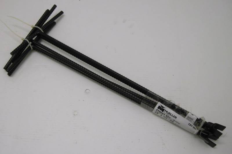 lot 2627 image: Mueller Water Meter Street Key Set of 5