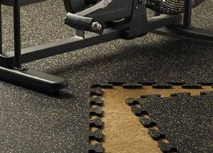 lot 255 image: Heavy Duty Rubber Flooring - Interlocking Rubber Tiles