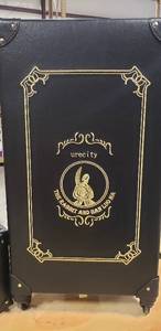 lot 329 image: Black Luggage set