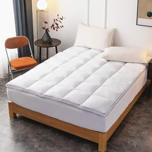lot 48604 image: Jurlyne Pillowtop Mattress Pad,King